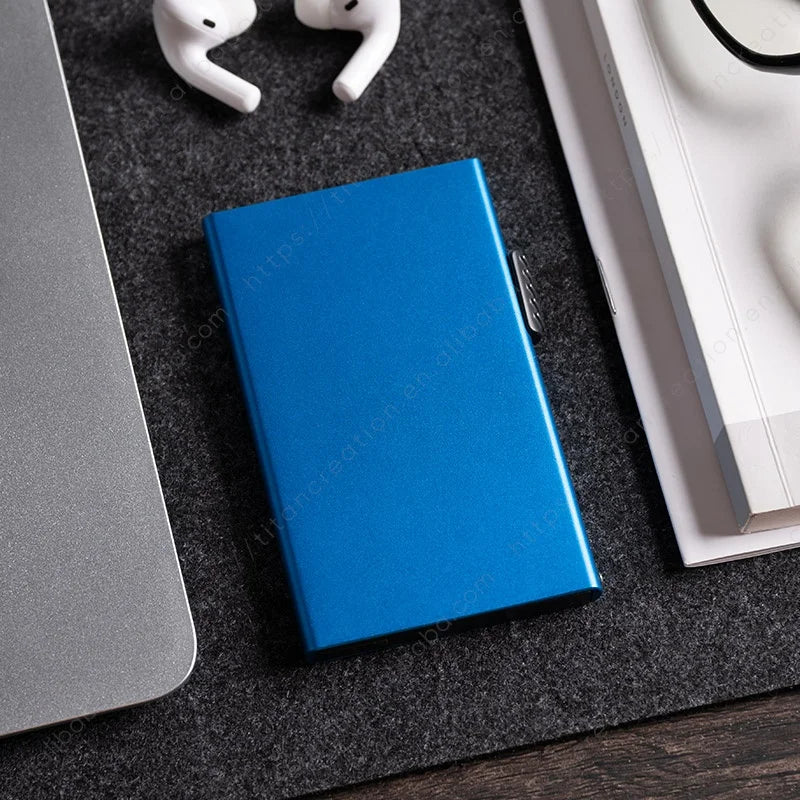 Porte-cartes anti-RFID minimaliste en aluminium compact